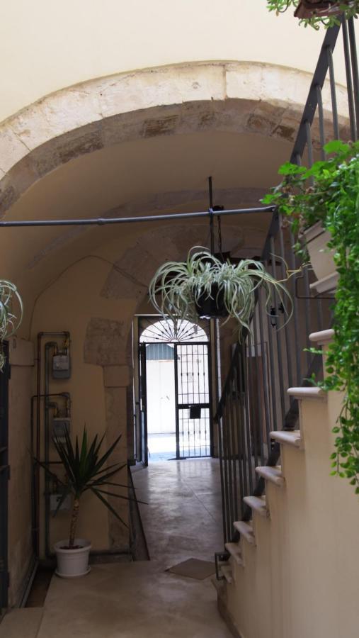 Casa Nagale- Una Suite Di Charme Nel Cuore Di Ortigia A 50 Mt Dal Mare Syrakuzy Zewnętrze zdjęcie